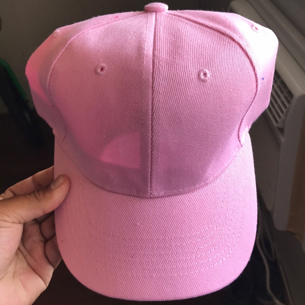 Brand new pink hat never worn